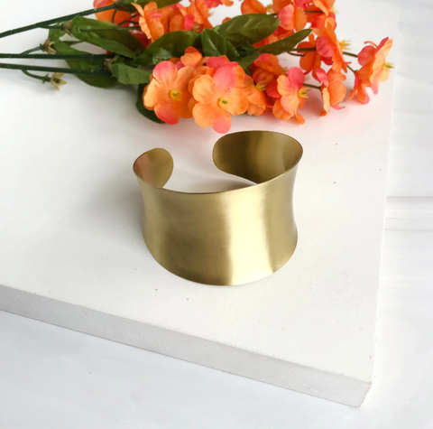 Concave Cuff - Gold