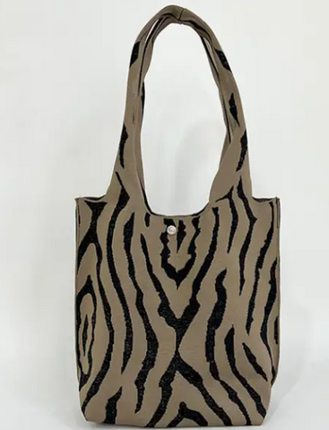 Pattern Knitted Shoulder Bag
